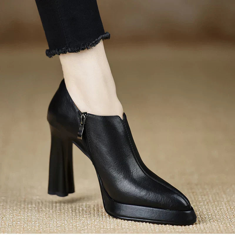 Carina™ | Chic Pointed Pumps