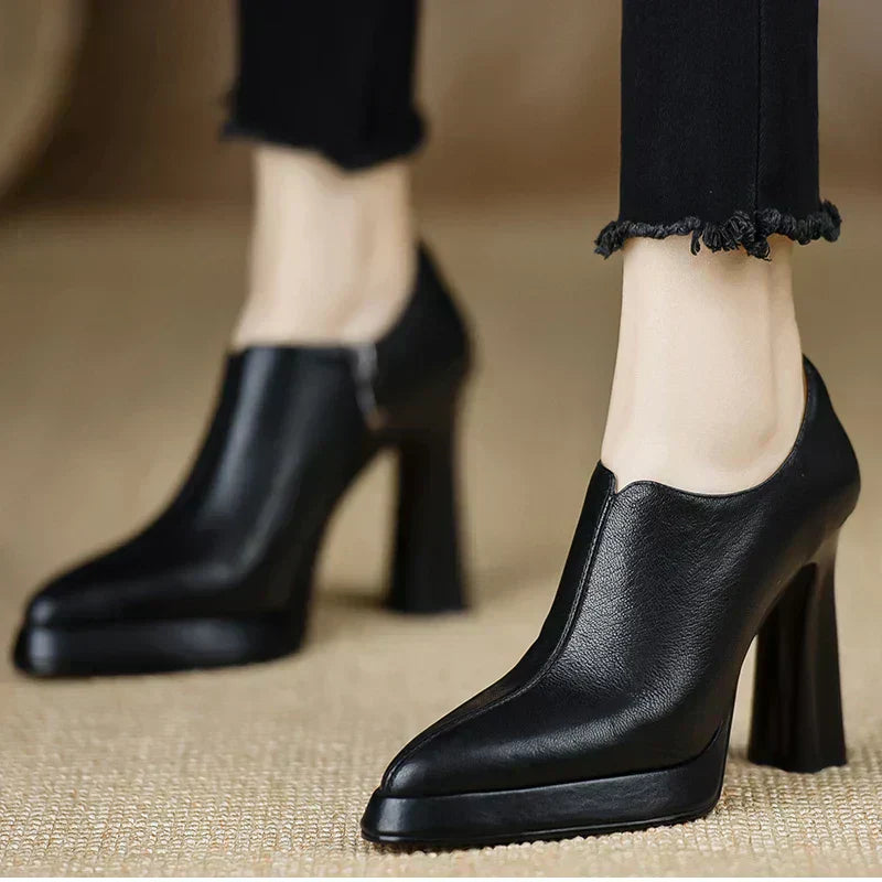 Carina™ | Chic Pointed Pumps